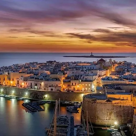 Casa Di Charme Bastioni غالّيبولي